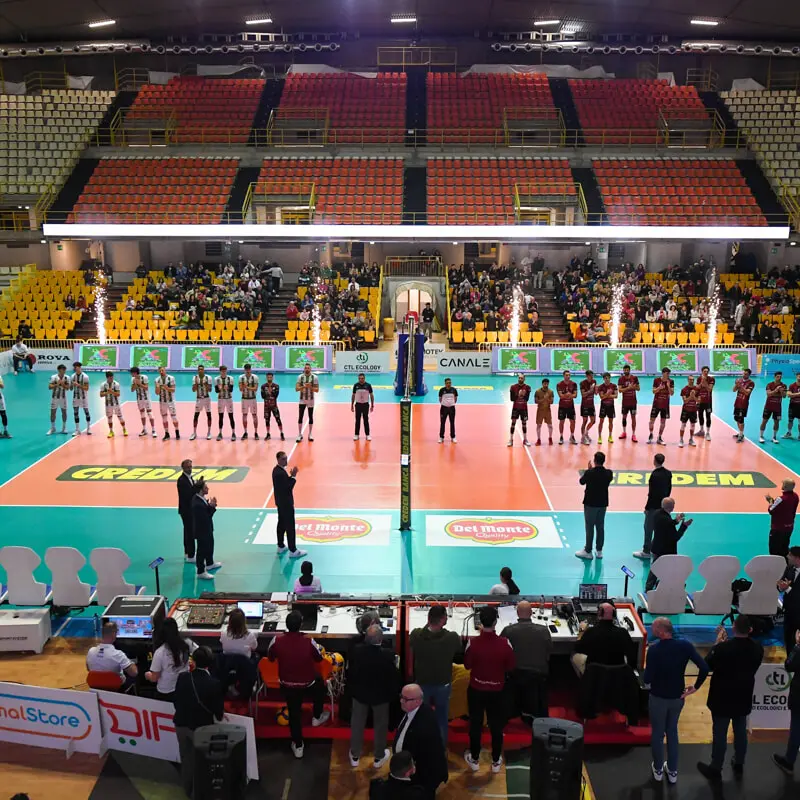 Domotek Volley, tutto pronto per l’esordio:\u00A0domenica alle 18\u00A0al PalaCalafiore\n