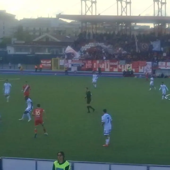 Team Altamura-Cosenza, solo un pari tra errori arbitrali e rimpianti rossoblù\n