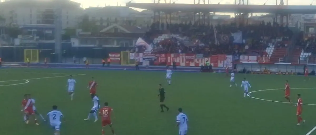 Team Altamura-Cosenza, solo un pari tra errori arbitrali e rimpianti rossoblù\n