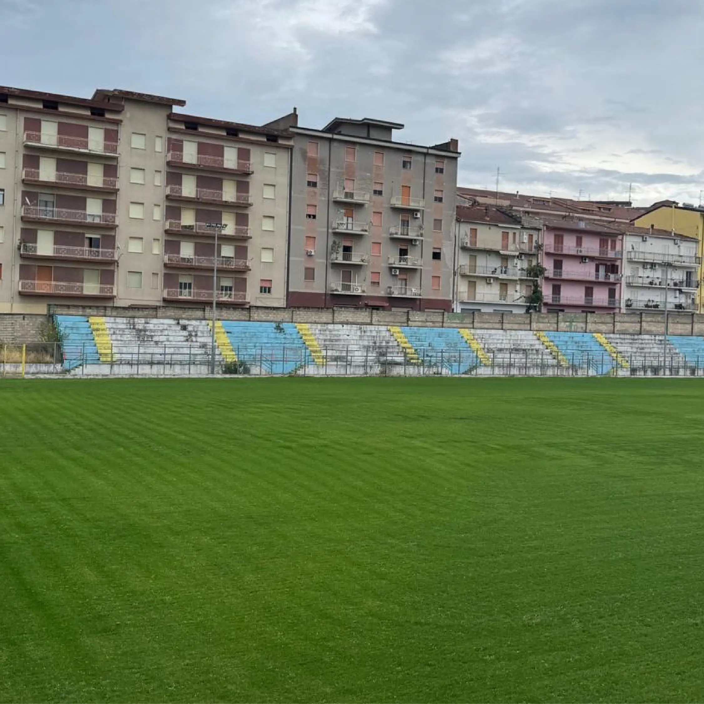 Rinascita per il \"Pietro Toscano\", il Cassano Sybaris torna a casa su un tappeto d'erba naturale\n