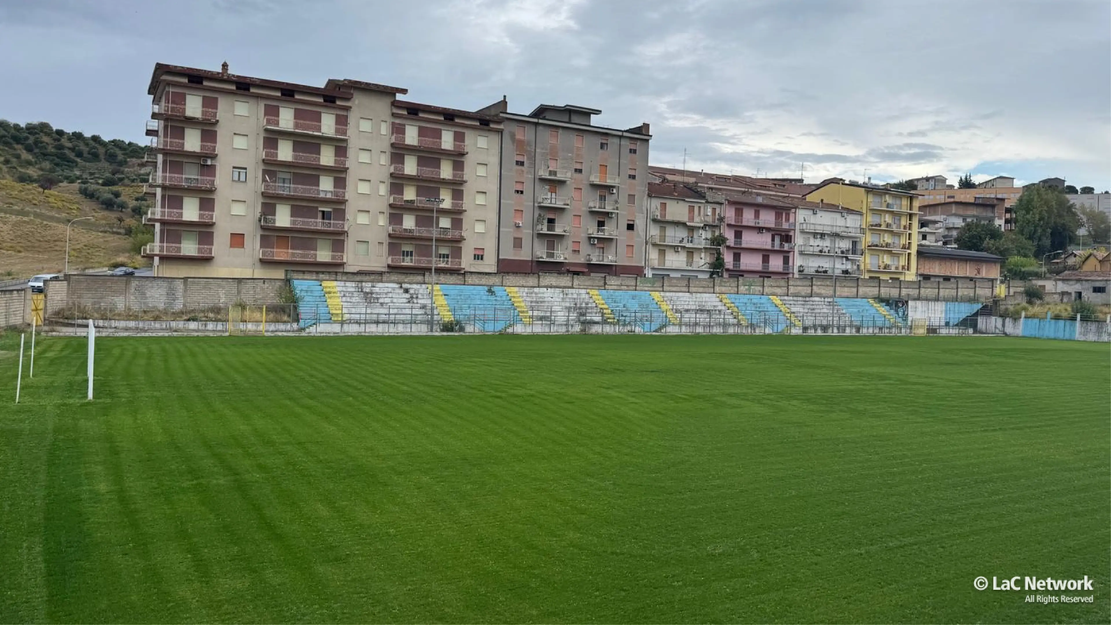 Rinascita per il \"Pietro Toscano\", il Cassano Sybaris torna a casa su un tappeto d'erba naturale\n