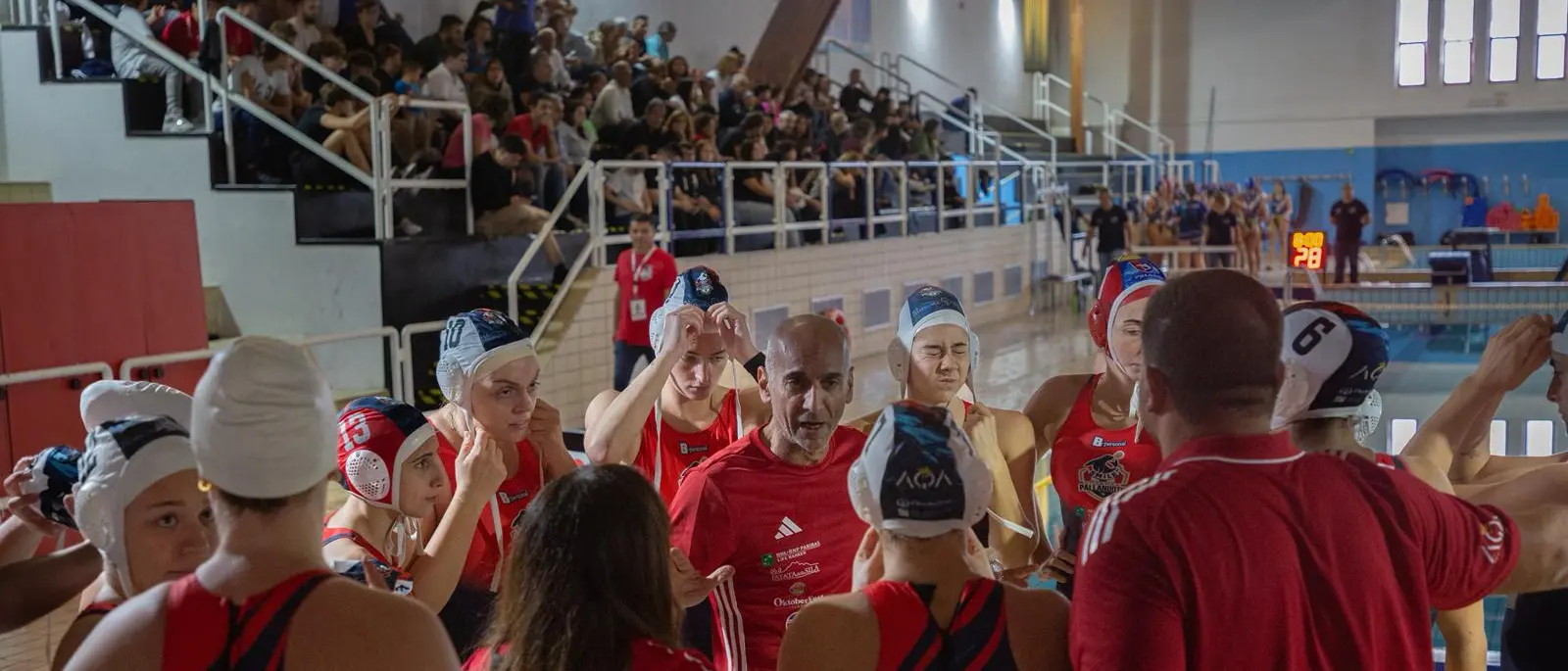 Pallanuoto, la Smile Cosenza domina il Brizz Nuoto: 15-7 e spettacolo a Campagnano\n