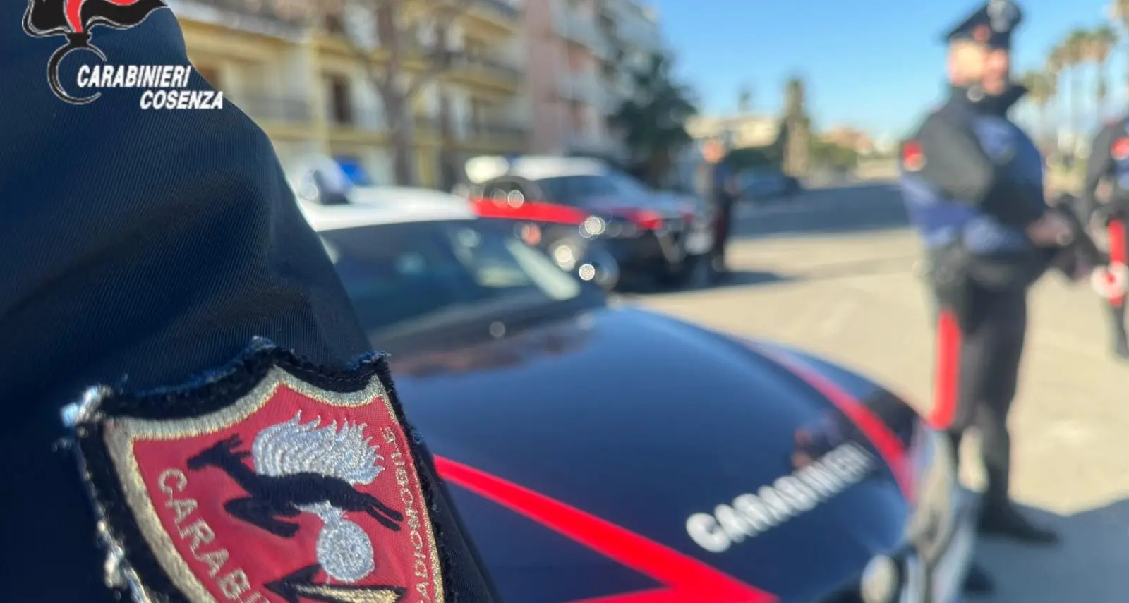 Sparatoria a Cosenza, giovane ai domiciliari per lesioni e porto d’arma da fuoco: fissato l’interrogatorio di garanzia\n