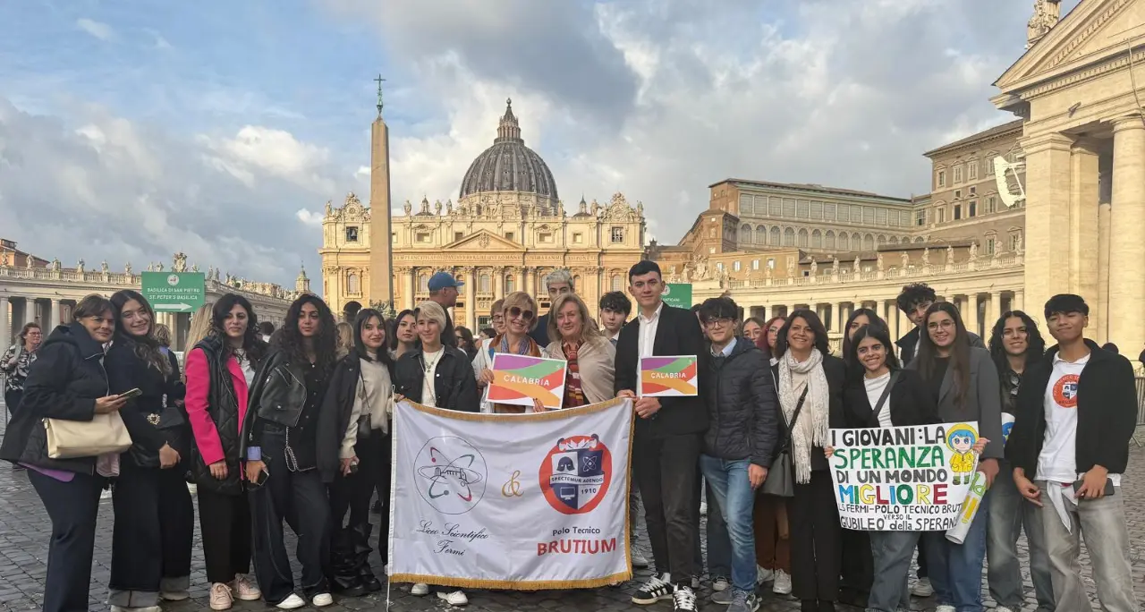 Dalla Calabria al Vaticano: l’entusiasmo delle Consulte studentesche al Giubileo del mondo educativo\n