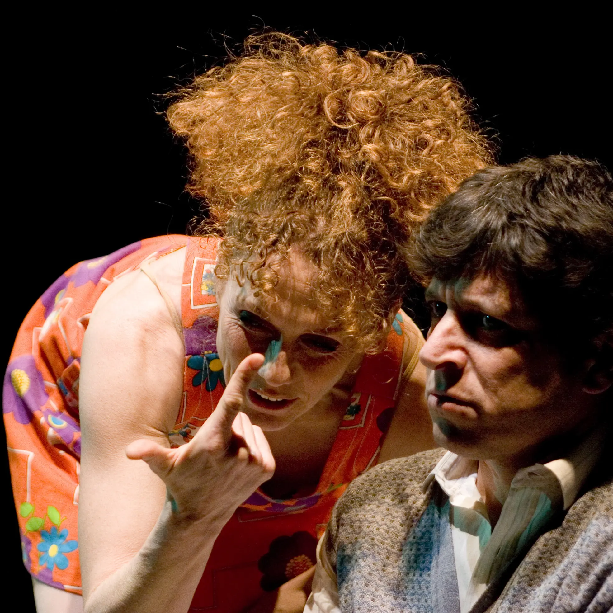 La rassegna teatrale “Lo sguardo oltre” si apre a Polistena e\u00A0Filadelfia con lo spettacolo “La matematica dell’amore”\n