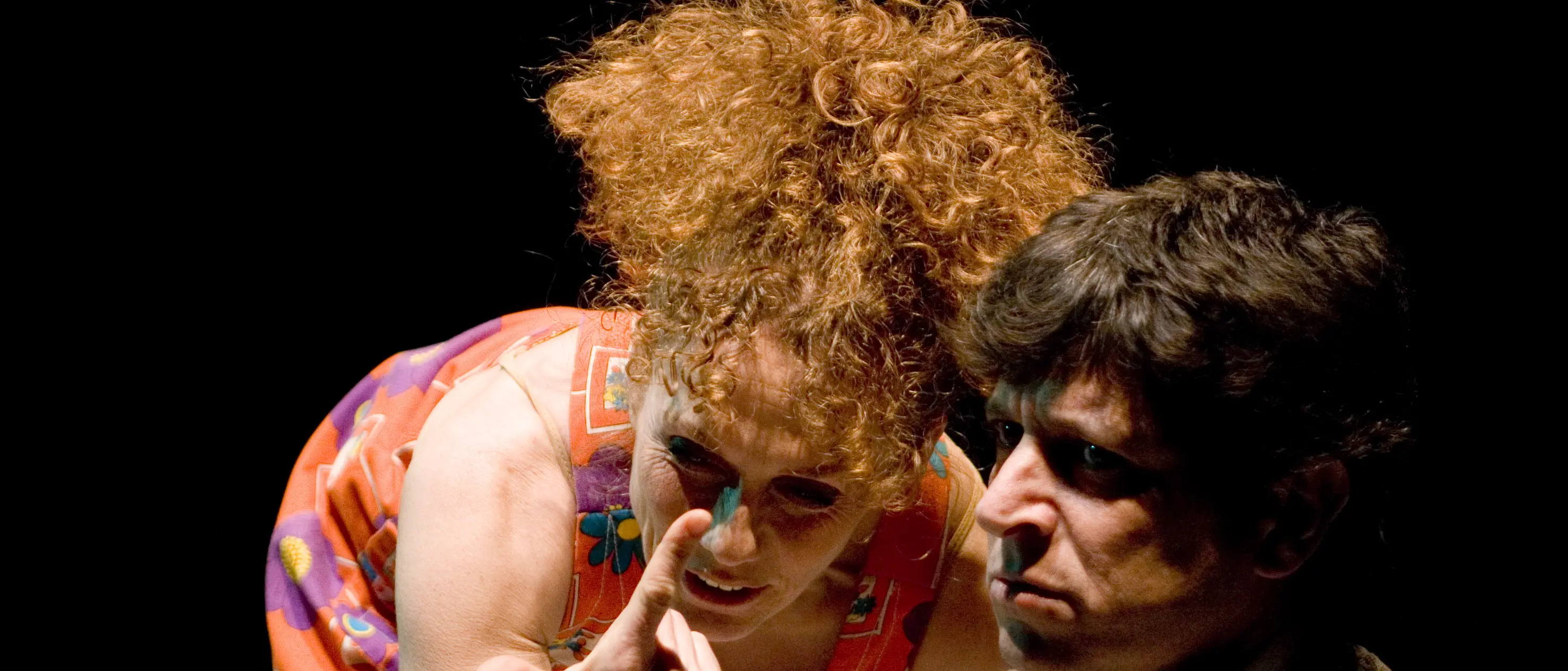 La rassegna teatrale “Lo sguardo oltre” si apre a Polistena e\u00A0Filadelfia con lo spettacolo “La matematica dell’amore”\n