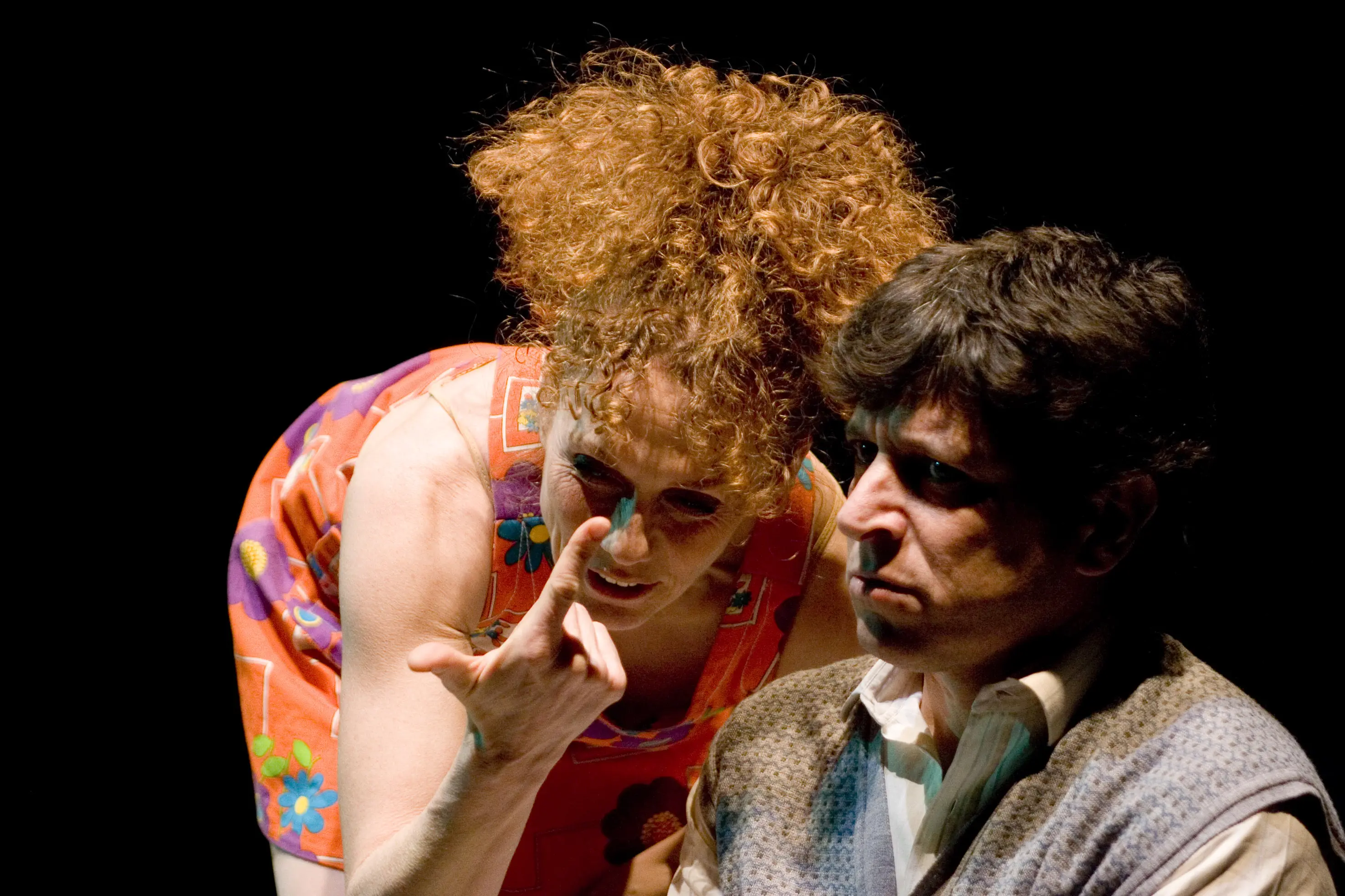 La rassegna teatrale “Lo sguardo oltre” si apre a Polistena e\u00A0Filadelfia con lo spettacolo “La matematica dell’amore”\n