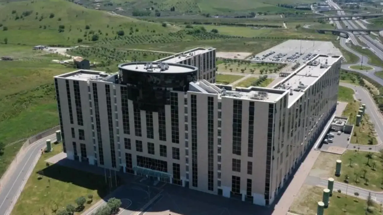 Giunta Calabria, ultime ore per definire la squadra di Occhiuto: verso la presidenza del Consiglio a Salvatore Cirillo