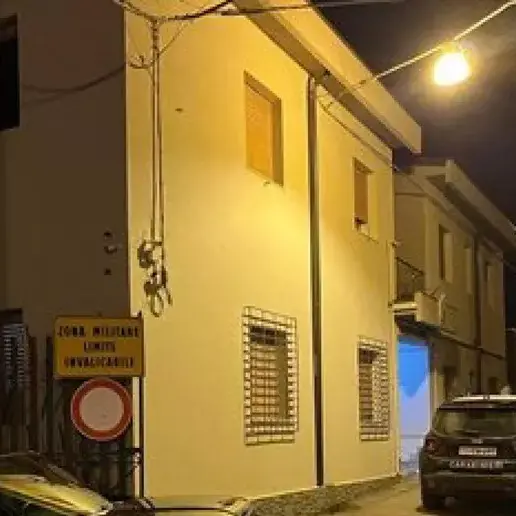 Sedicenne ucciso davanti a un bar nel Messinese: fermati due fratelli e il padre\n