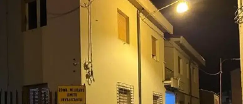 Sedicenne ucciso davanti a un bar nel Messinese: fermati due fratelli e il padre\n