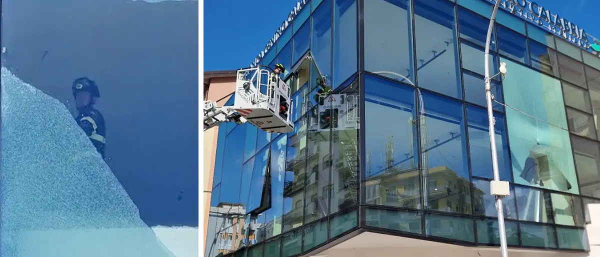 Cosenza, vetrata in frantumi a Piazza Bilotti. Intervengono i Vigili del Fuoco\u00A0| VIDEO