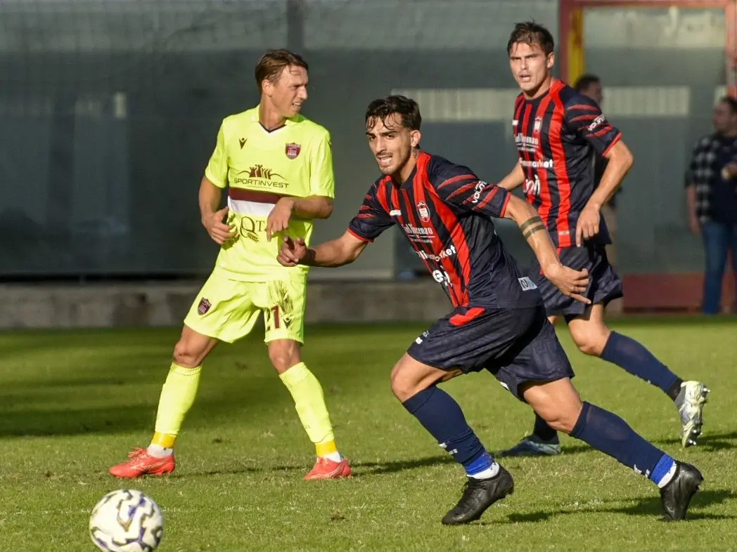 Serie C, anche il Trapani espugna lo Scida: con il Crotone finisce 1 a 2