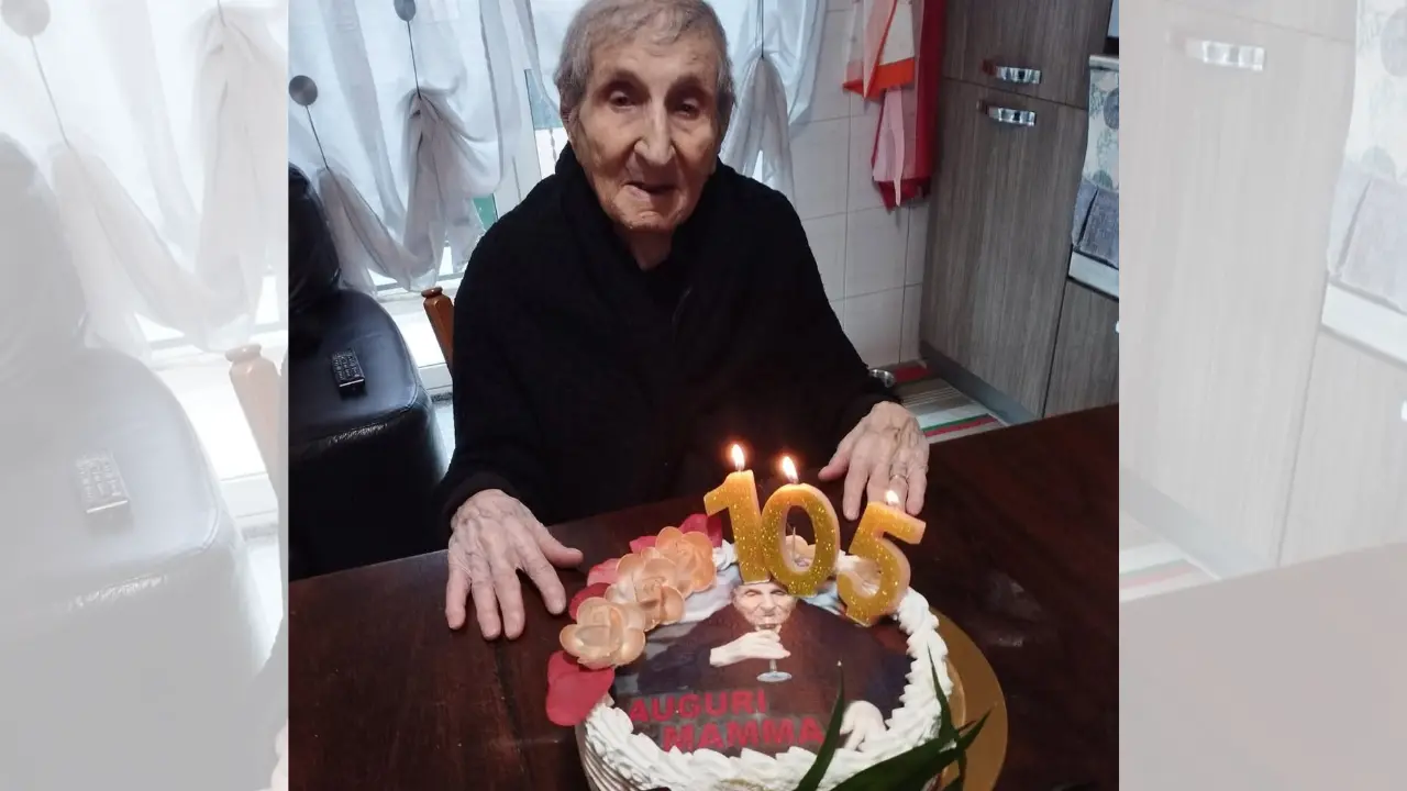 San Calogero in festa per i 105 anni di Cecilia Massara:\u00A0«Il segreto per una vita tanto lunga? Mi guardo dal mangiare»