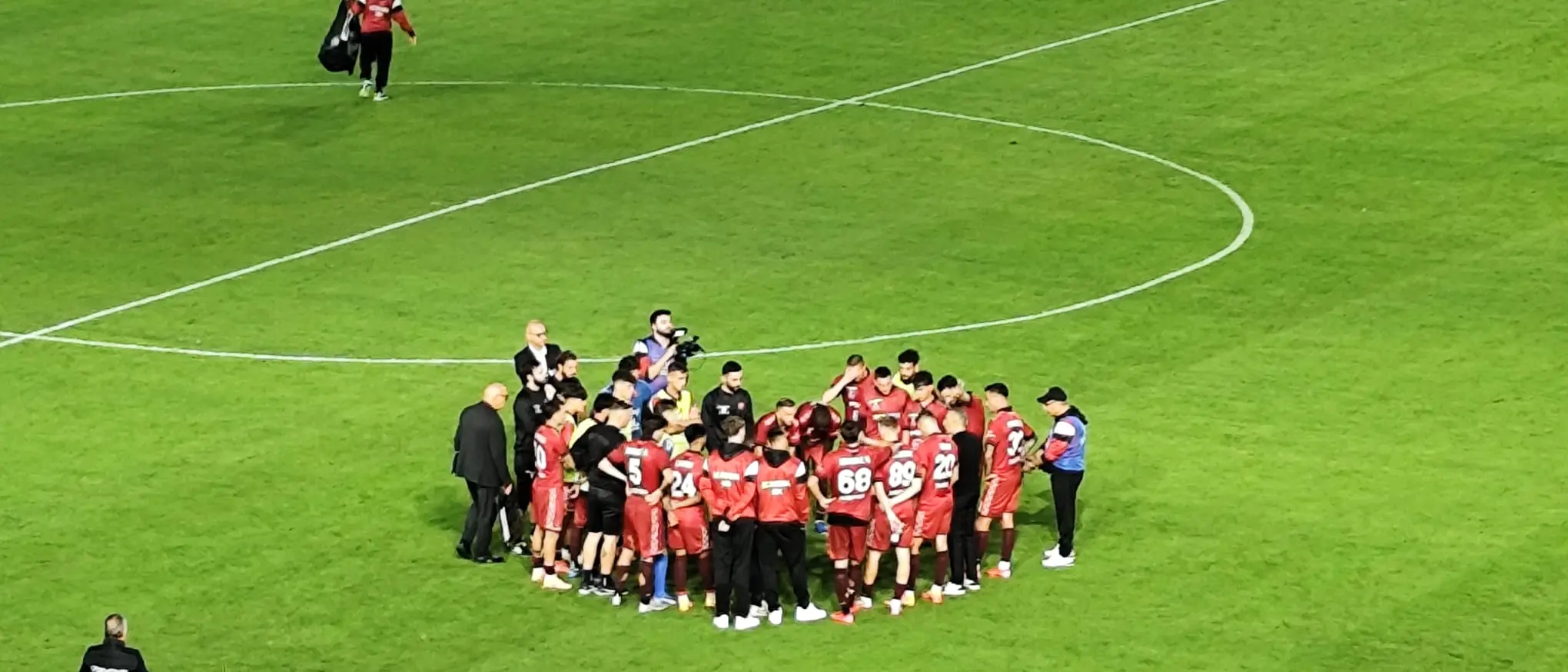 Reggina - Nuova Igea Virtus finisce 0-1 al Granillo: fischi, contestazione e una squadra ancora senza identità\n