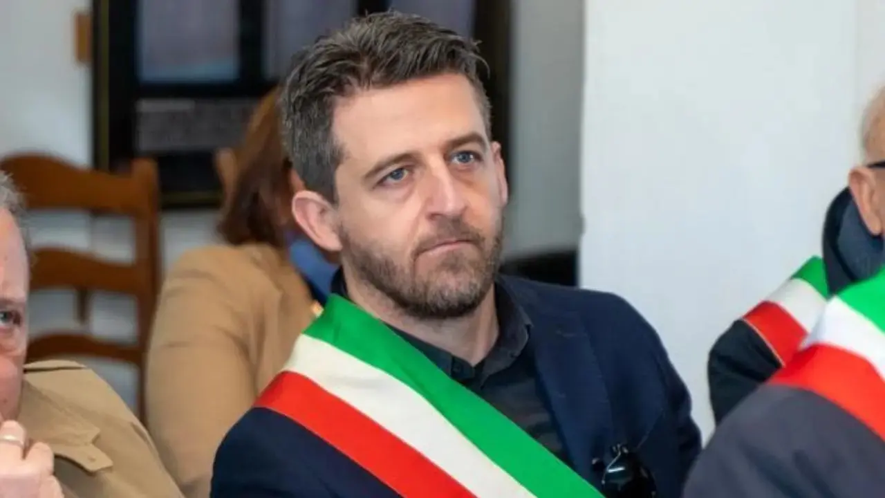 <p>Flavio Stasi</p>\\n