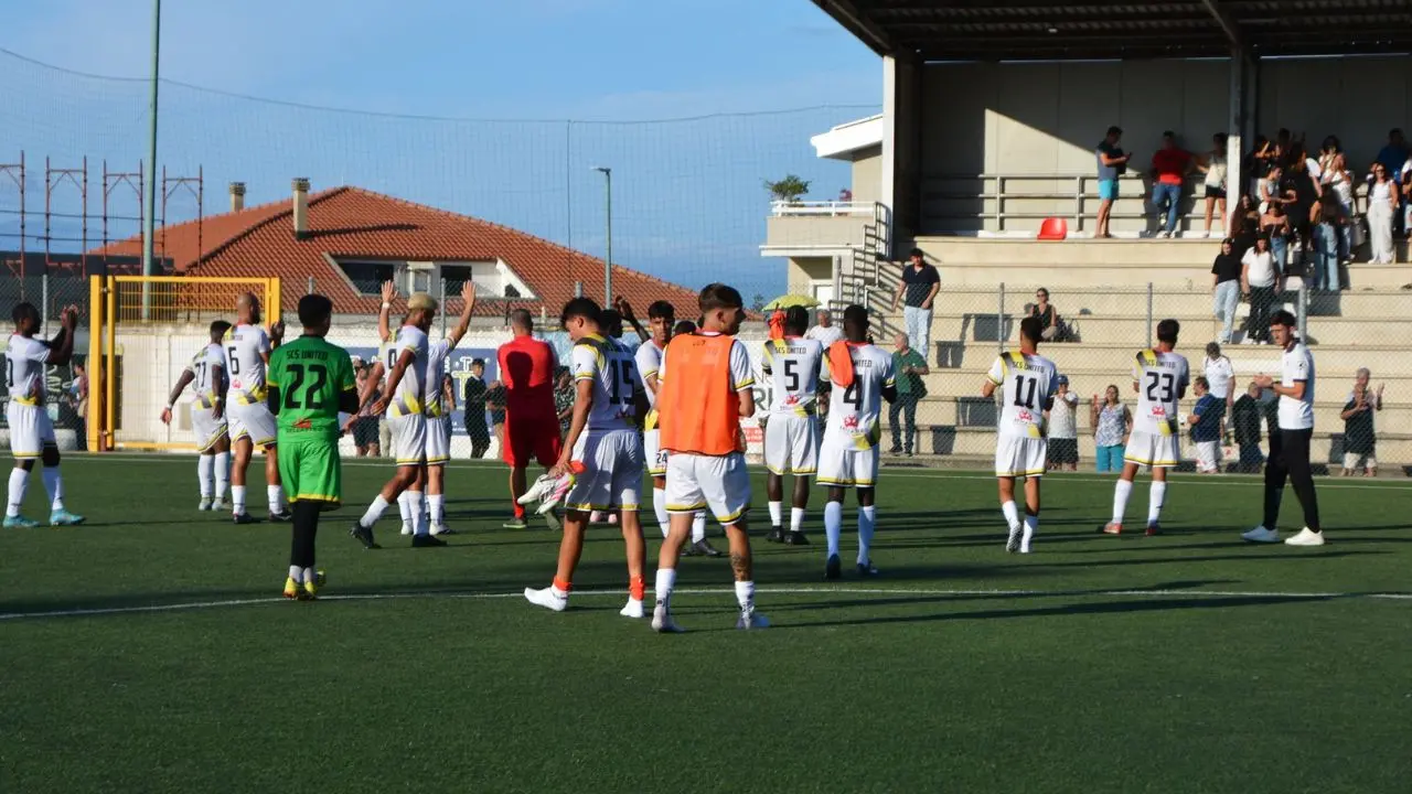 Promozione B, Snc Soverato opaco: solo un pari in casa. Sisi: «Brutta prestazione, loro più organizzati»\n