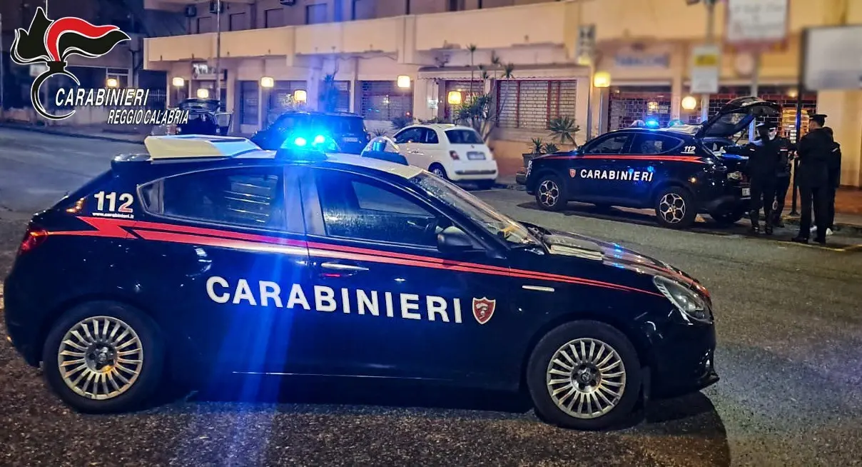 Halloween sicuro tra Villa San Giovanni e Bagnara: controllo straordinario dei Carabinieri\n