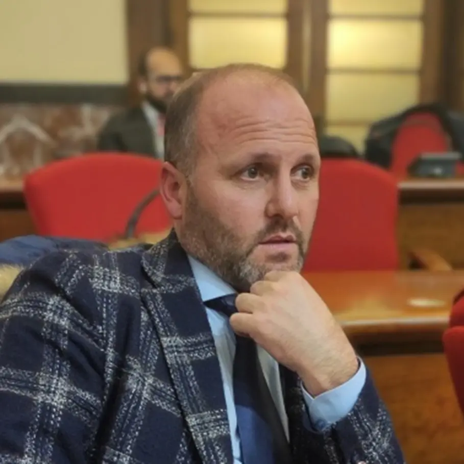 Rimpasto a Vibo, Schiavello (Fdi): «La sostituzione di Continanza priva le Marinate dell’unico riferimento in giunta»\n