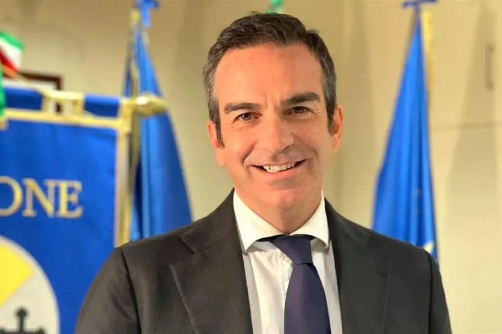 Regione Calabria, composta la nuova Giunta. Ecco gli assessori scelti da Occhiuto –\u00A0NOMI E DELEGHE\n