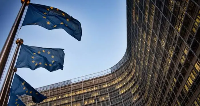 Concorso Ue per 1.490 amministratori: stipendio da oltre 6mila euro al mese