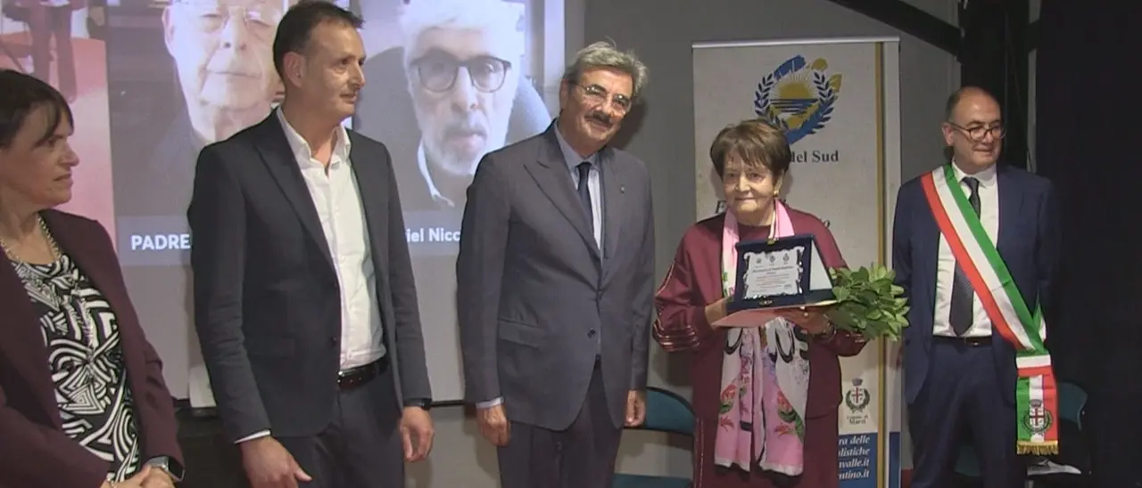“Luce del Sud”, premiati i rettori calabresi Greco e Aiello