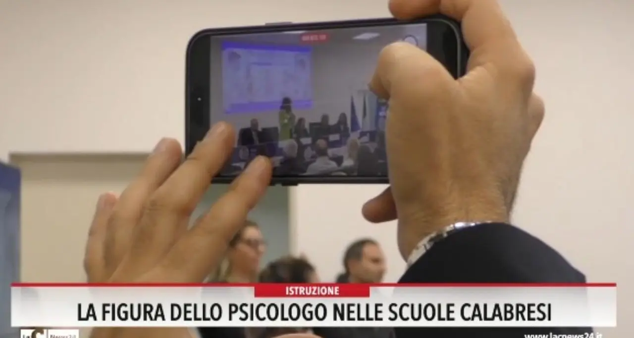 La figura dello psicologo nelle scuole calabresi
