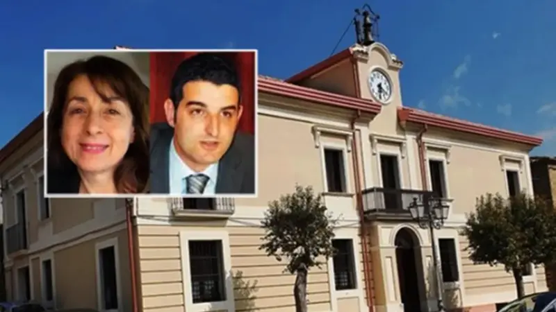 <p>Il Municipio di Filadelfia e nei riquadri Anna Bartucca e Maurizio De Nisi</p>\\n