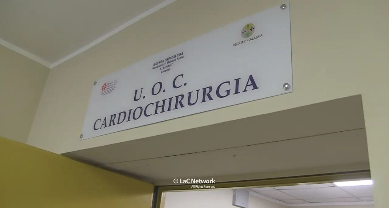 Cosenza, per Cardiochirugia Occhiuto autorizza l’assunzione di 96 figure professionali