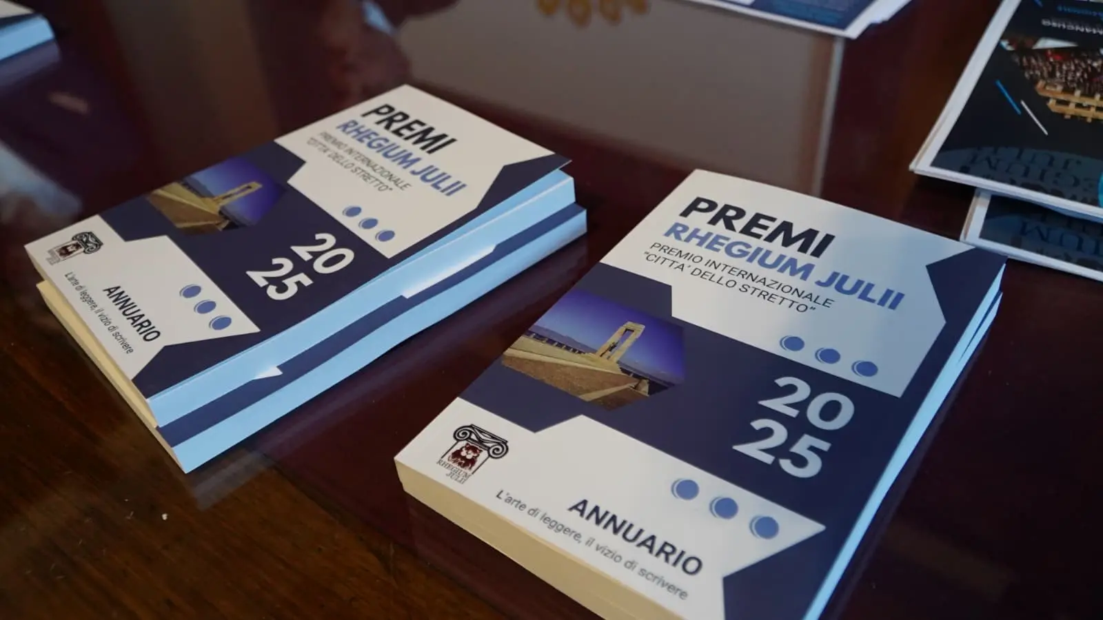 Premi letterari Rhegium Julii, designati i vincitori della 57° edizione. Venerdì la cerimonia finale al teatro Cilea