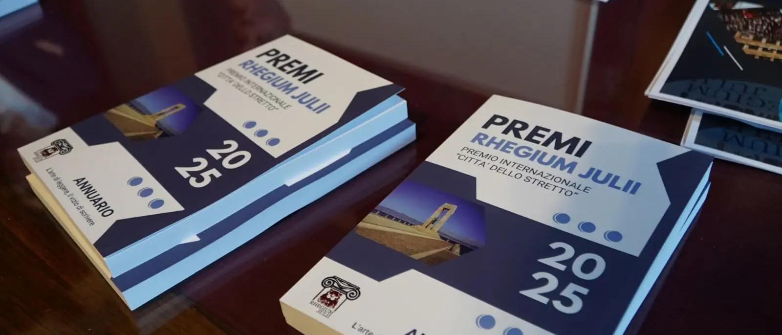 Premi letterari Rhegium Julii, designati i vincitori della 57° edizione. Venerdì la cerimonia finale al teatro Cilea