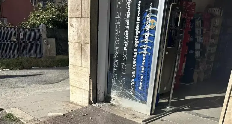 Lamezia, tornano le bombe nello storico territorio dei Cerra-Torcasio-Gualtieri: convocato il comitato per l’ordine e la sicurezza\n