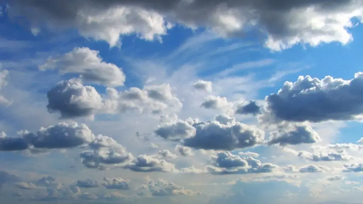 Meteo Reggio Calabria, oggi cielo poco nuvoloso o velato\n