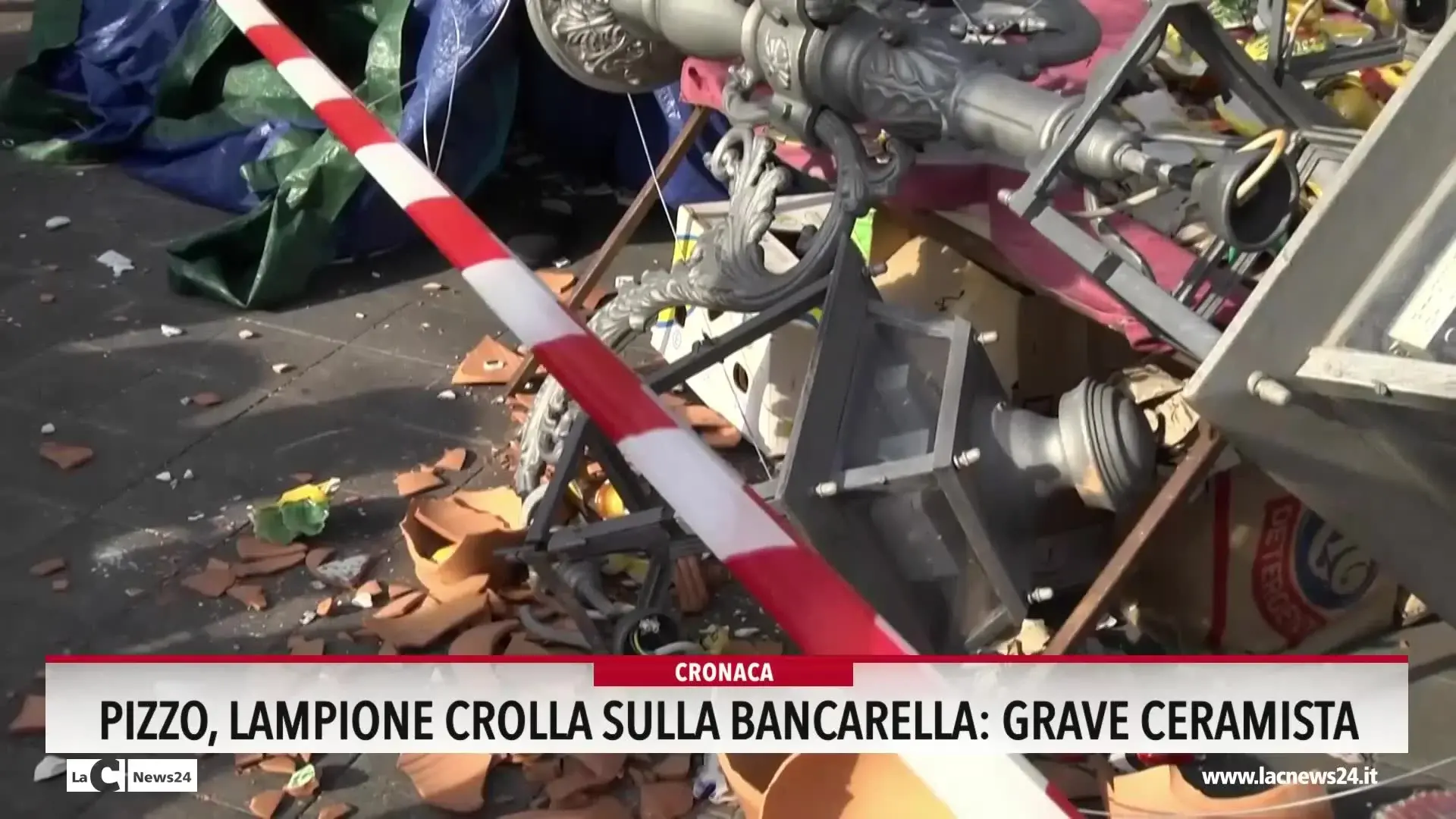 Pizzo, lampione crolla sulla bancarella: grave ceramista