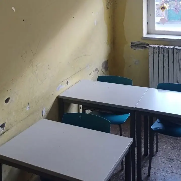 Bianco, infiltrazioni di acqua a scuola: elementari chiuse anche domani\n