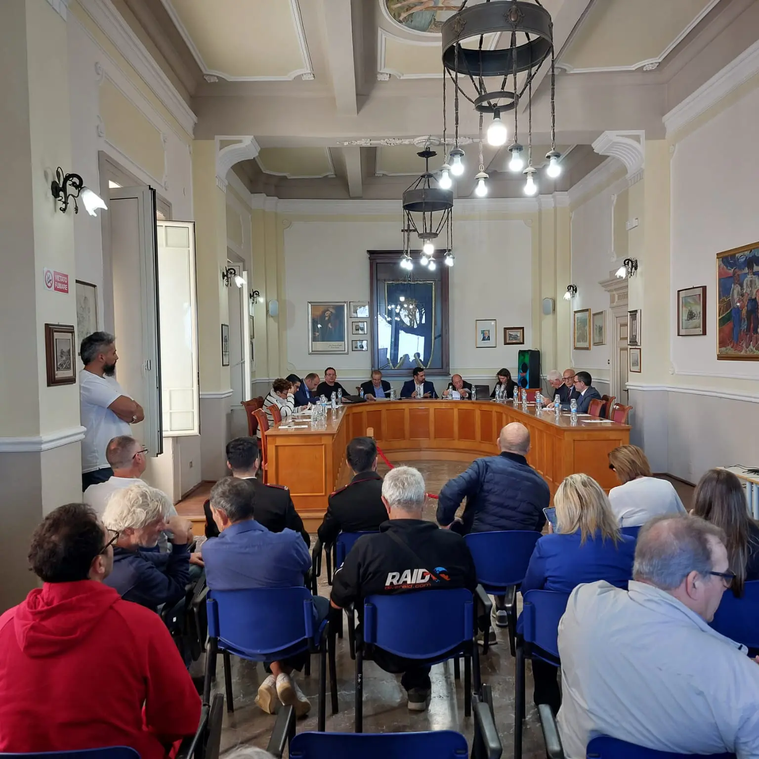 Scilla, il Consiglio comunale non dice no a Edison: rinviata la decisione sul megaimpianto idroelettrico\n