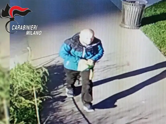 Donna accoltellata a Milano, fermato l’aggressore: è stato riconosciuto dalla sorella