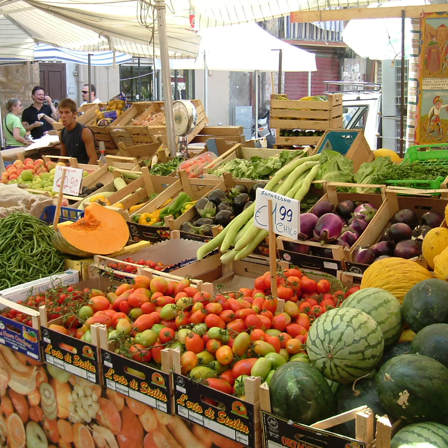 Mercati rionali addio, ma non in Calabria dove restano «un servizio essenziale»