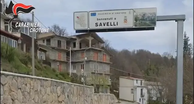 Peculato ai danni del comune di Savelli: cinque indagati, coinvolti anche ex sindaco e vicesindaco\n\n\n