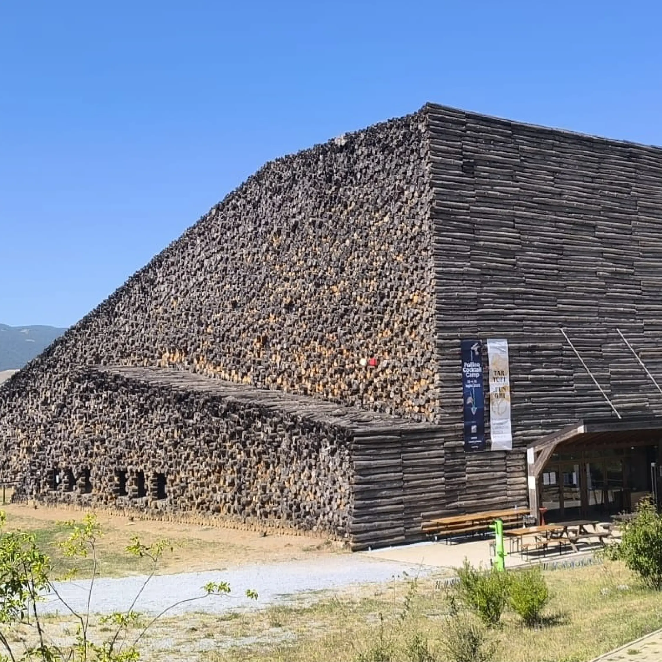 Centro\u00A0accoglienza a Campotenese, nel cuore del Pollino l’ipotesi solleva dubbi sugli effetti nel settore turistico\u00A0\n