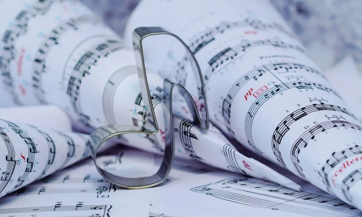 E se l’Inno di Mameli lo avesse musicato Verdi? Ne sarebbe venuta fuori una musica più sublime ma (forse) più fredda\n