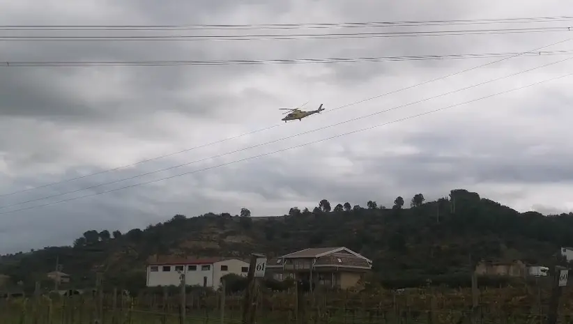 Incidente stradale a Taverna, un\u00A0 uomo è stato investito da un’auto: trasportato a Catanzaro in elisoccorso\n