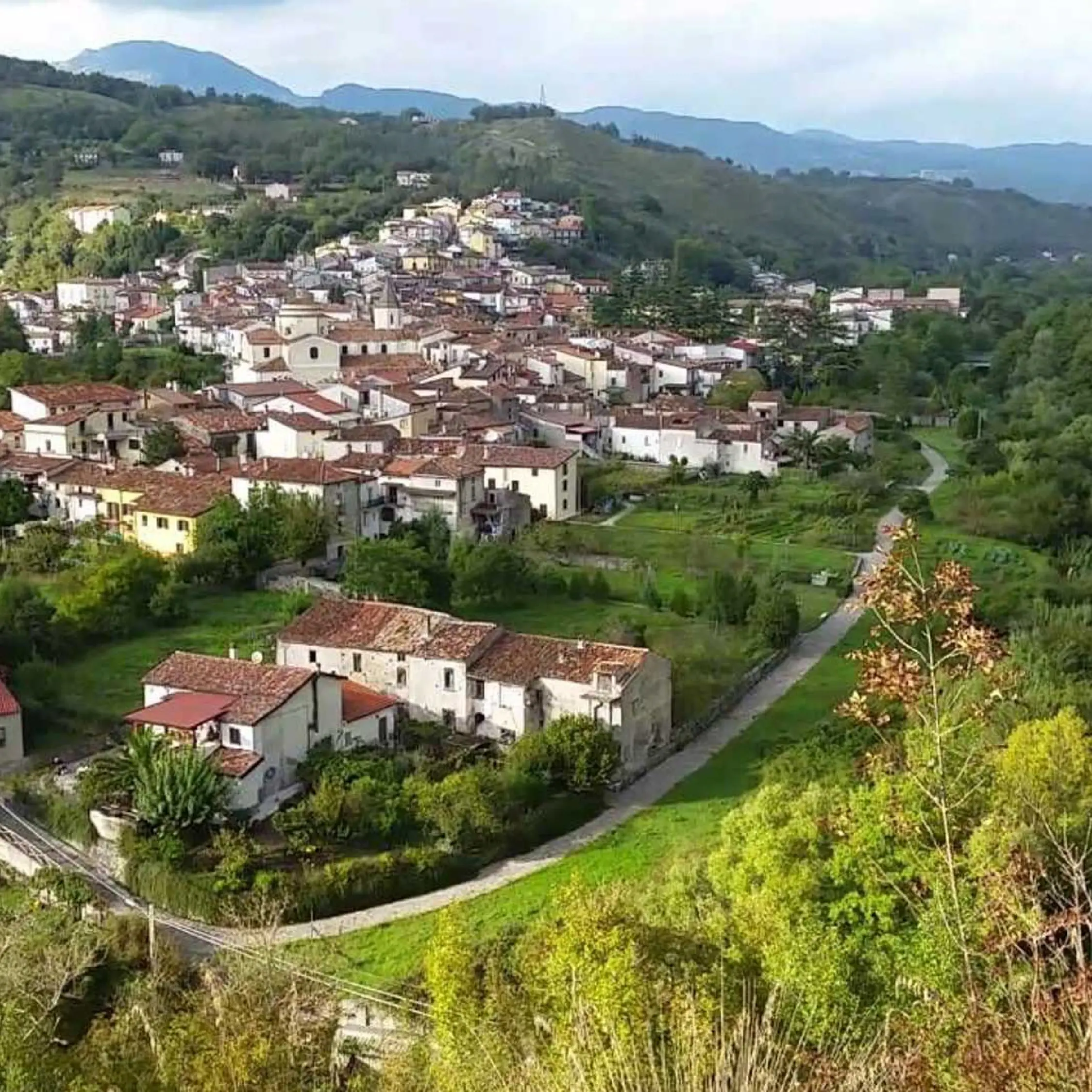 Rinasce la palestra di Laino Borgo, sicurezza e memoria nel nome di Antonio Orsini\n