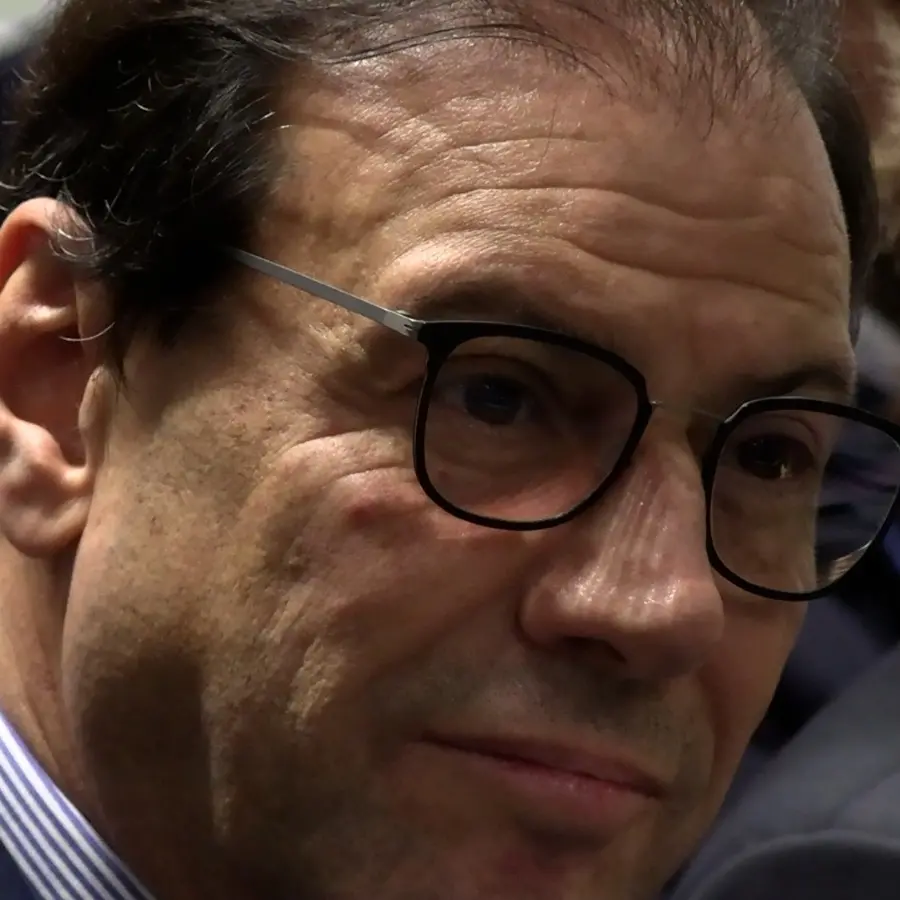 Manovra di bilancio, il viceministro Maurizio Leo all’Unical: «Siamo dalla parte di famiglie e imprese»\n