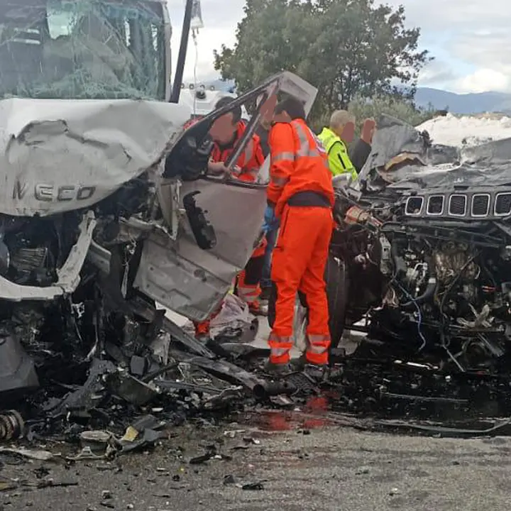 Incidente mortale a San Marco Argentano: c'è anche un ferito grave | VIDEO