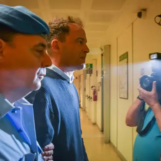 «Terrazza Sentimento»: come la perdizione di Alberto Genovese diventa una docu-serie e mette Milano davanti allo specchio\n