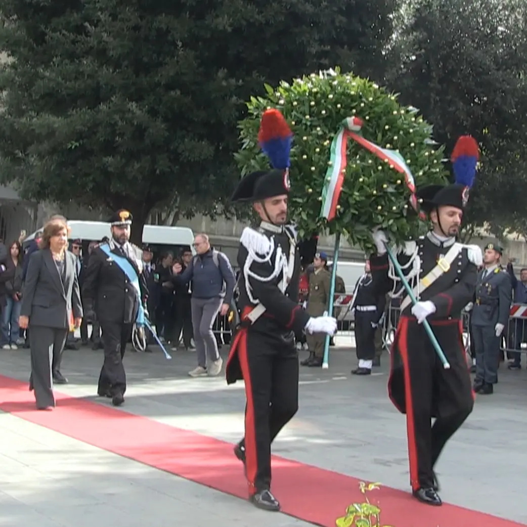 Vibo celebra l’Unità nazionale e le Forze armate, il prefetto: «Festa che oggi ha un significato più profondo per le minacce alla pace»\n