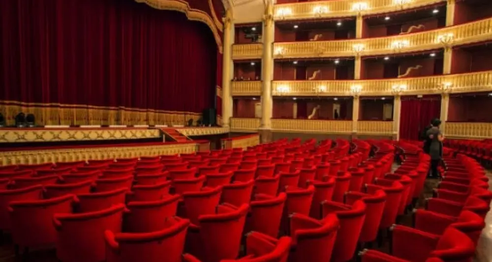 Cosenza, il sipario del teatro Rendano si apre su la “Carmen” di Georges Bizet\n