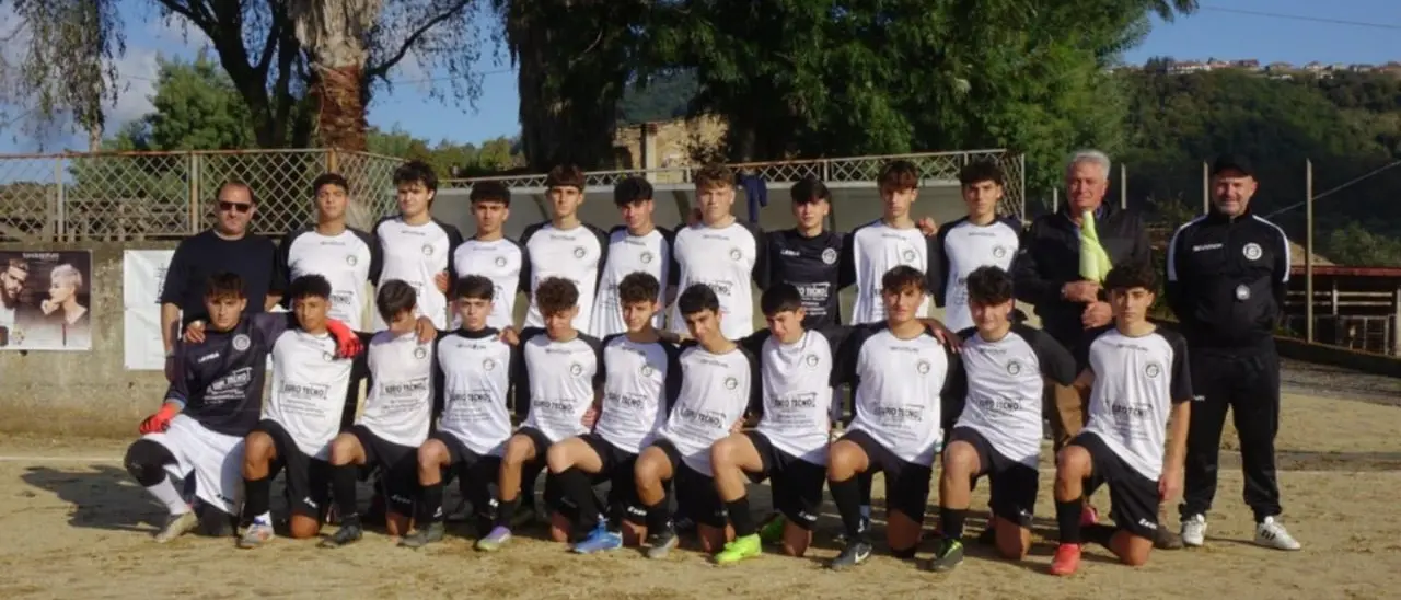 Campionato regionale Under 17, prima\u00A0vittoria per Francavilla Angitola. Pungitore: «Cresciuti tantissimo, puntiamo alla salvezza»