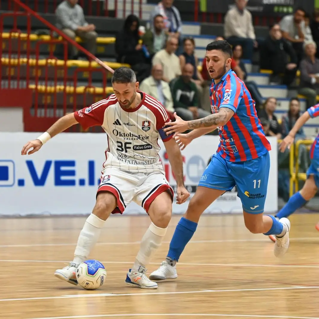 Futsal, Meta Catania troppo forte: la Pirossigeno Cosenza si arrende 5-0 in Sicilia\n