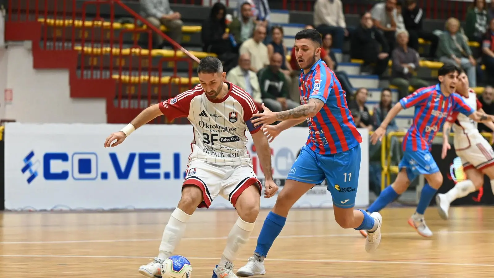 Futsal, Meta Catania troppo forte: la Pirossigeno Cosenza si arrende 5-0 in Sicilia\n